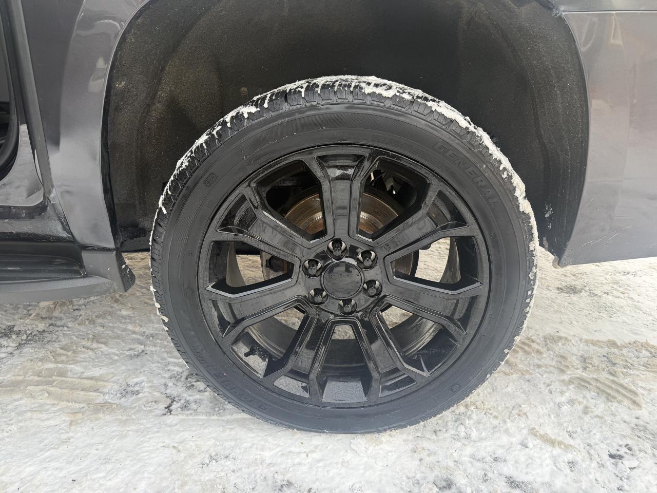 2016 Chevrolet Suburban *** 3 YEAR WARRANTY INCLUDED *** Photo