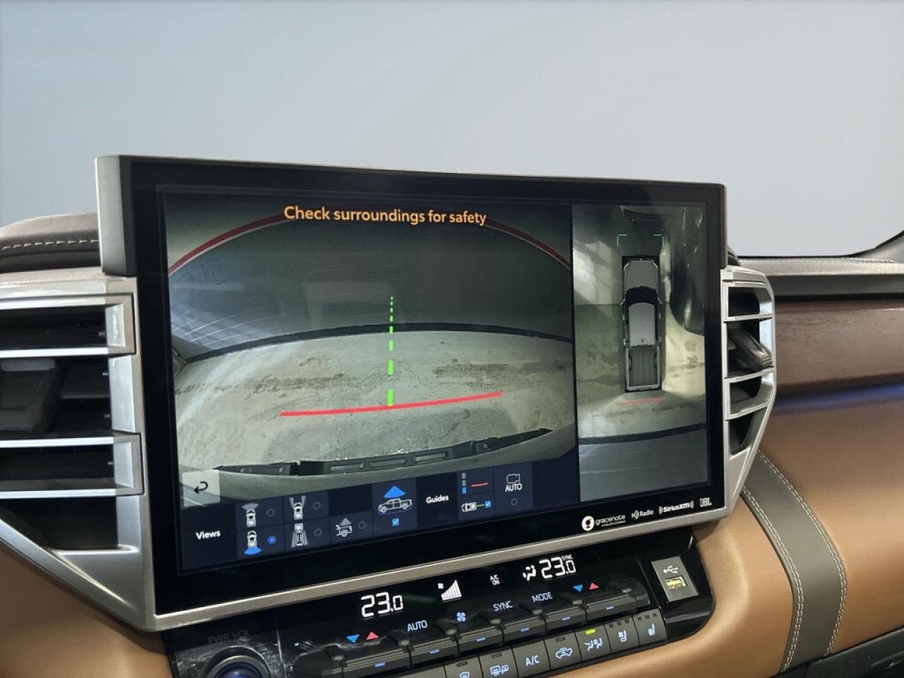 2024 Toyota Tundra Platinum 4x4 CrewMax/No accidents/ Clean title/ To Photo