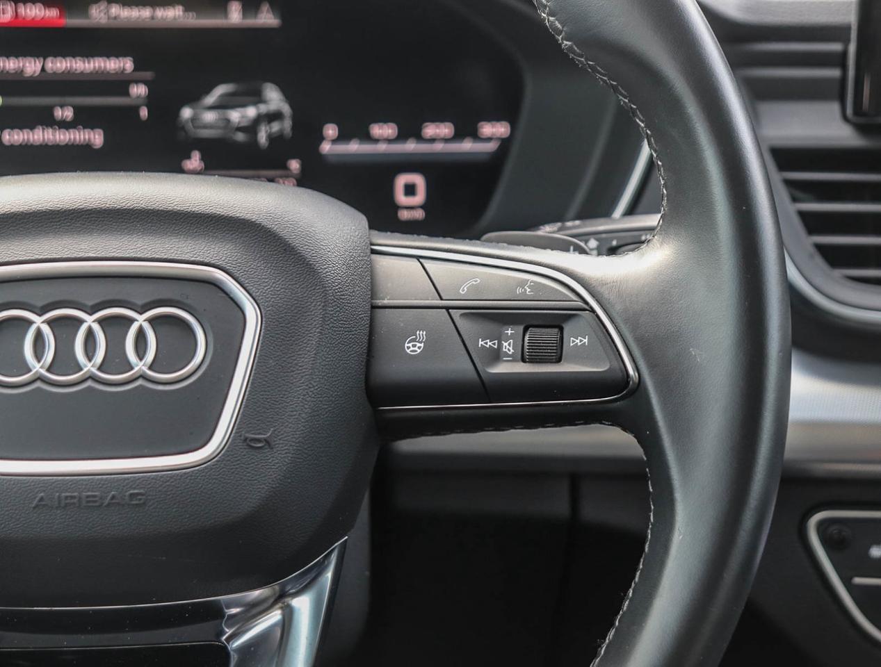 2023 Audi Q5 Technik Photo