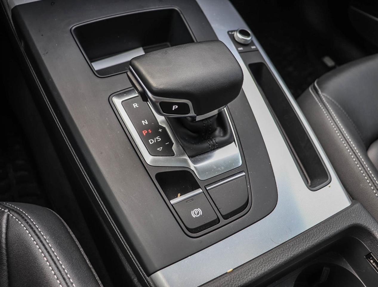 2023 Audi Q5 Technik Photo