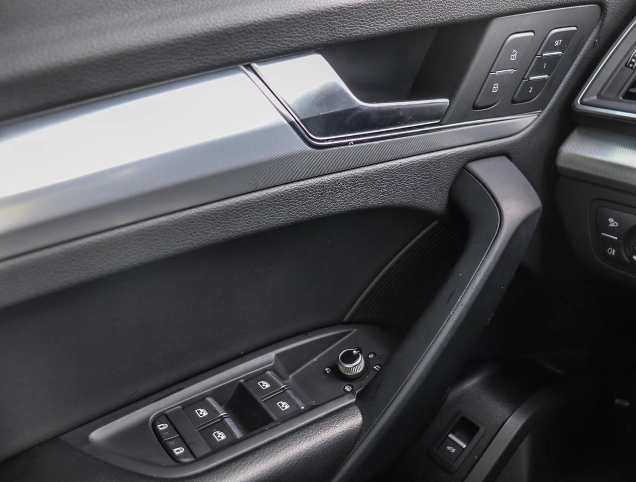 2023 Audi Q5 Technik 45 TFSI QUATTRO !!! NO ACCIDENTS !!! PANO Photo