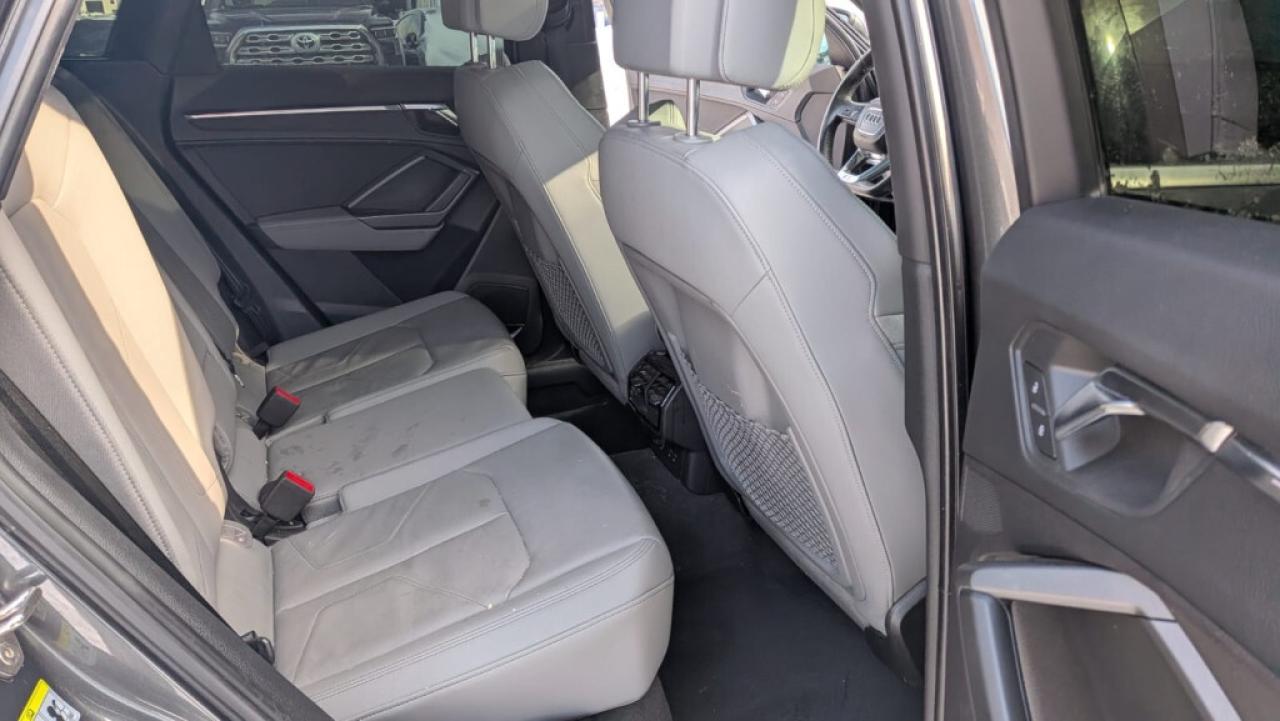 2019 Audi Q3 S Line Technik Quattro/Lane Depart/Adaptive Cruise Photo