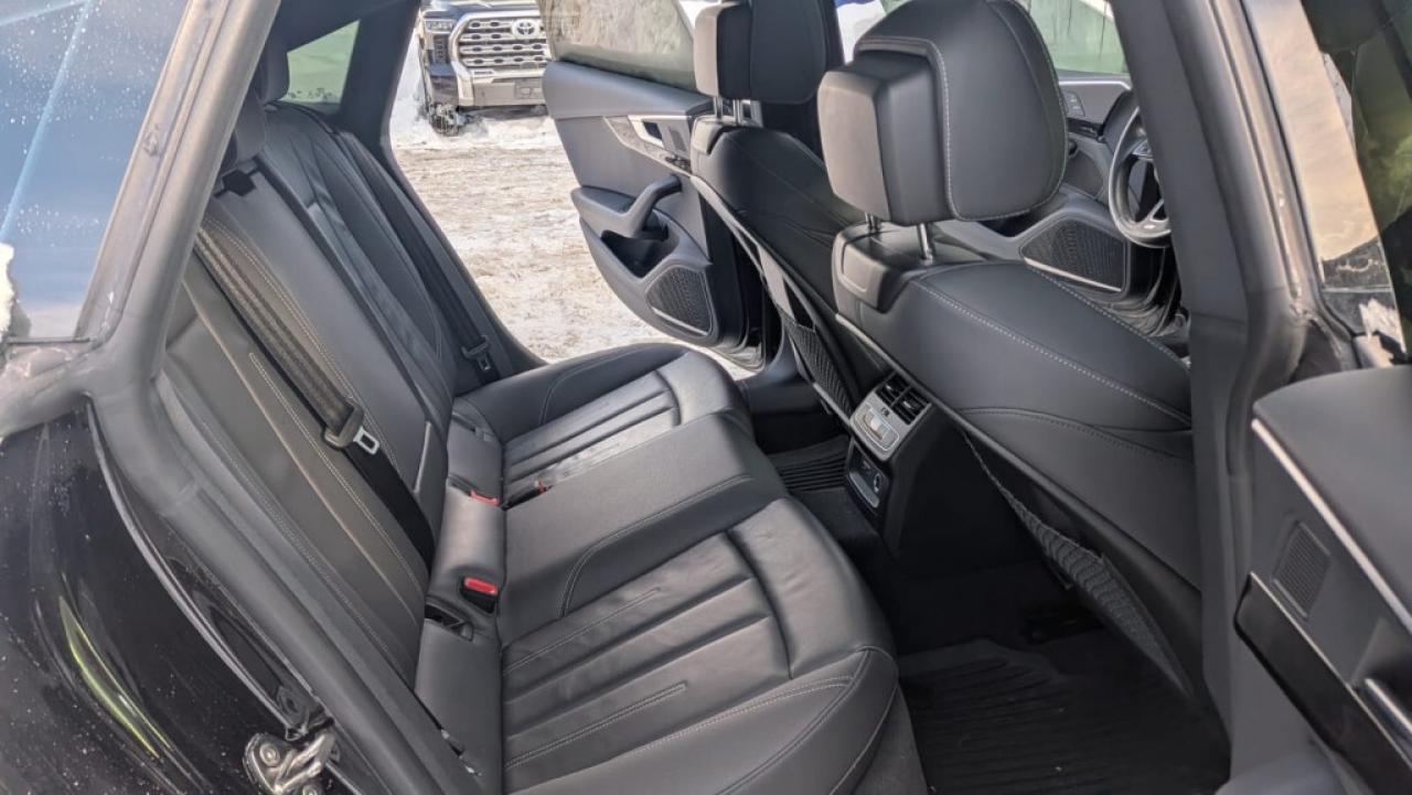 2021 Audi A5 Technik S Line/ NAVI/Leather/Sunroof/Lane Depart/ Photo4