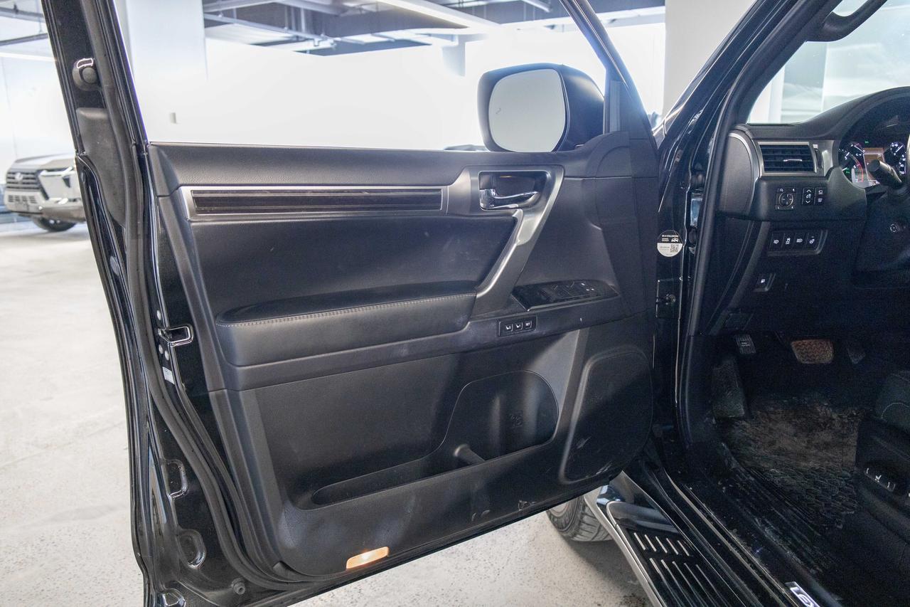 2023 Lexus GX 460 Executive New Brakes New Tires Safety Certifi Photo