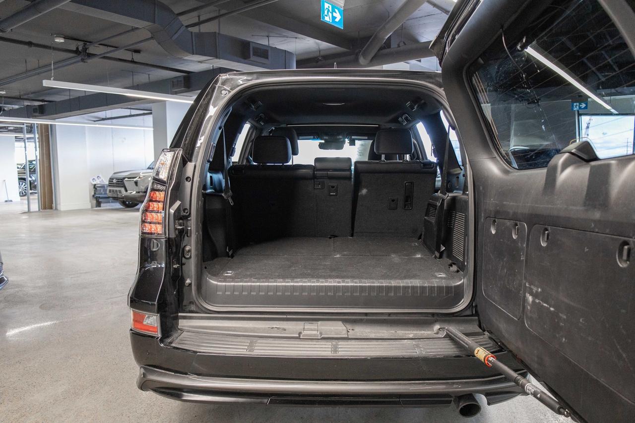 2023 Lexus GX 460 Executive New Brakes New Tires Safety Certifi Photo
