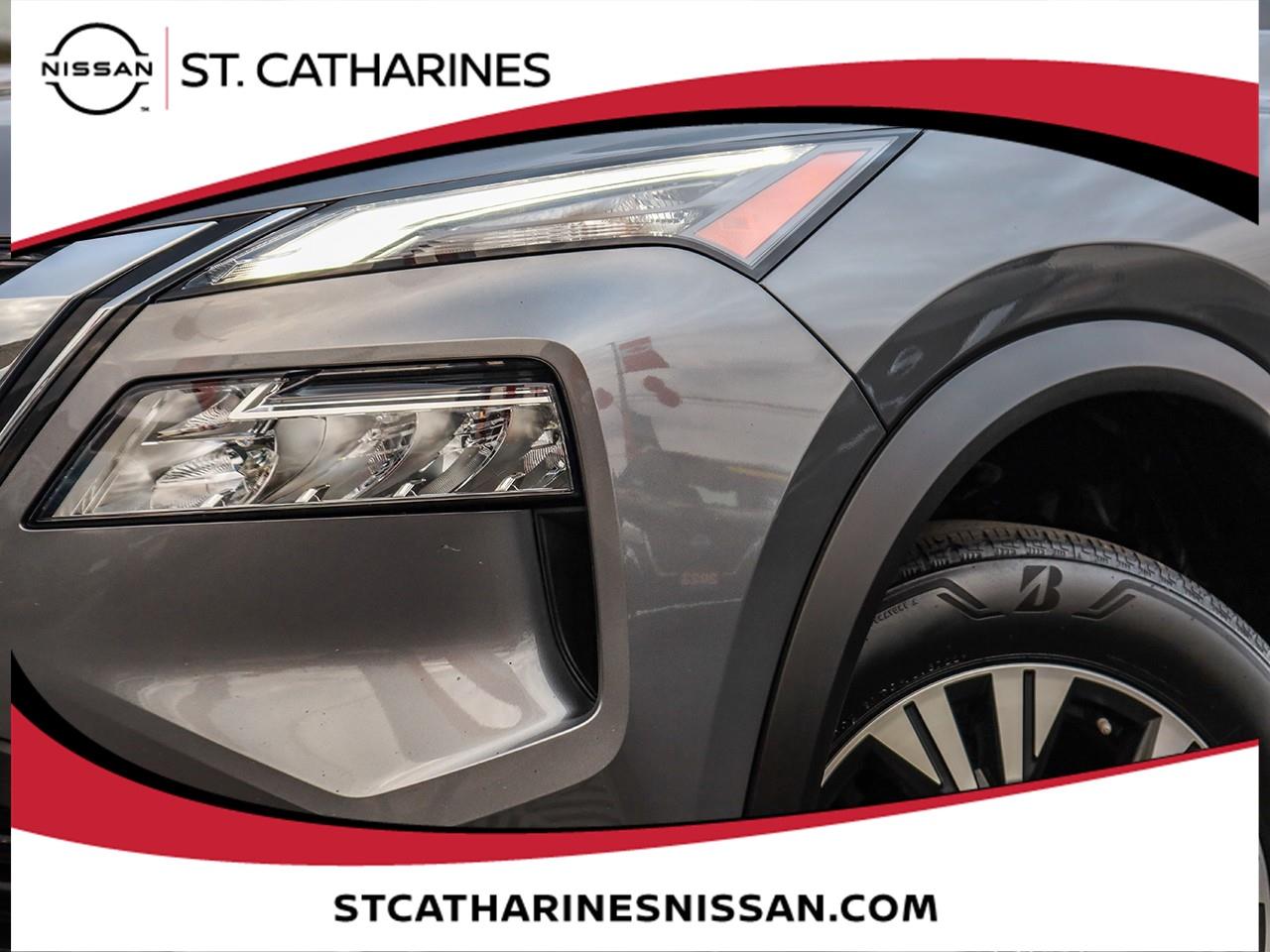 2023 Nissan Rogue SV MOONROOF Photo