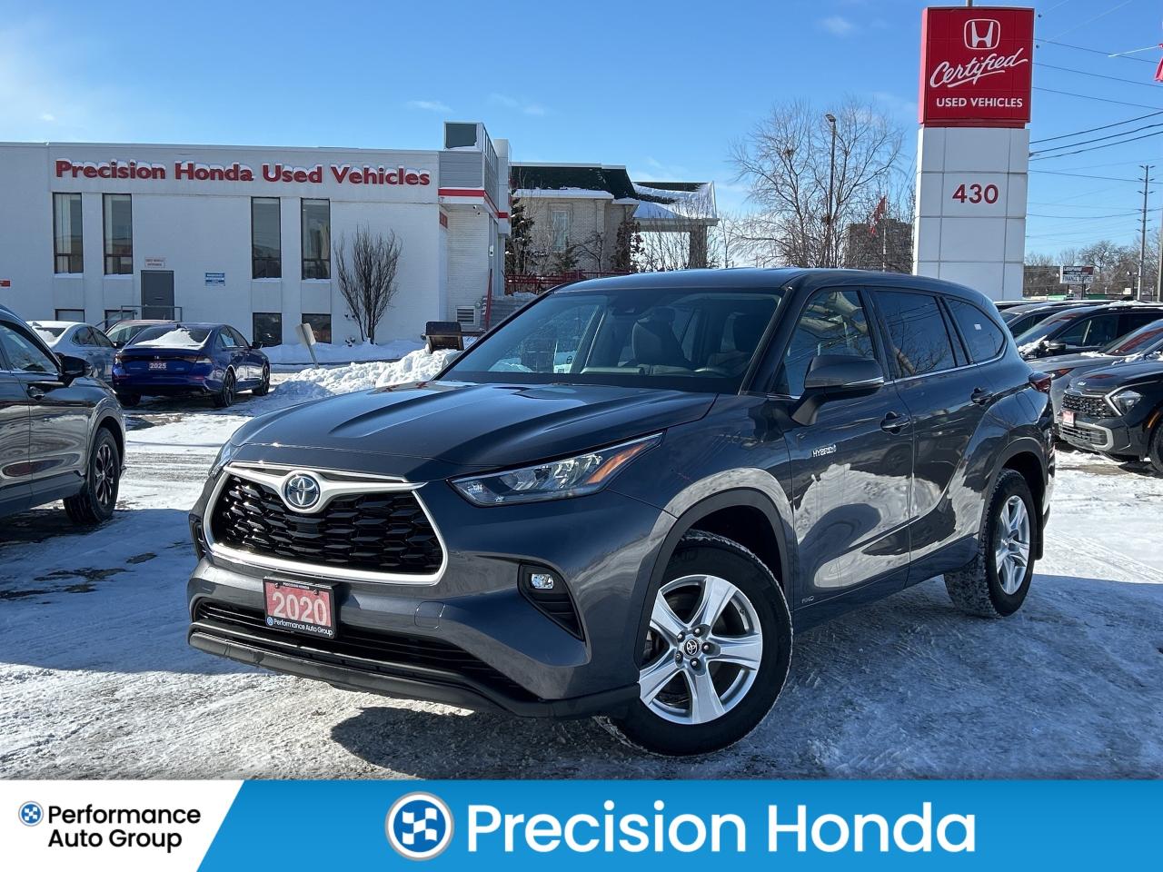 2020 Toyota Highlander Hybrid LE  CarPlay Power tailgate H.Seats 8 Pass Photo0