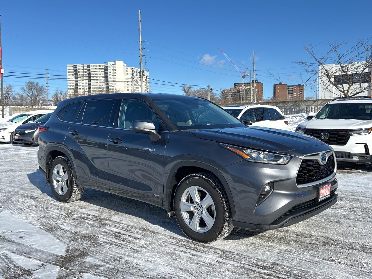 2020 Toyota Highlander Hybrid LE  CarPlay Power tailgate H.Seats 8 Pass Photo