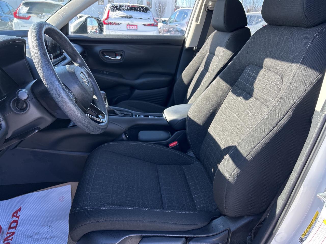 2024 Honda HR-V LX-B FWD CarPlay Honda Sensing Heated Seats Photo