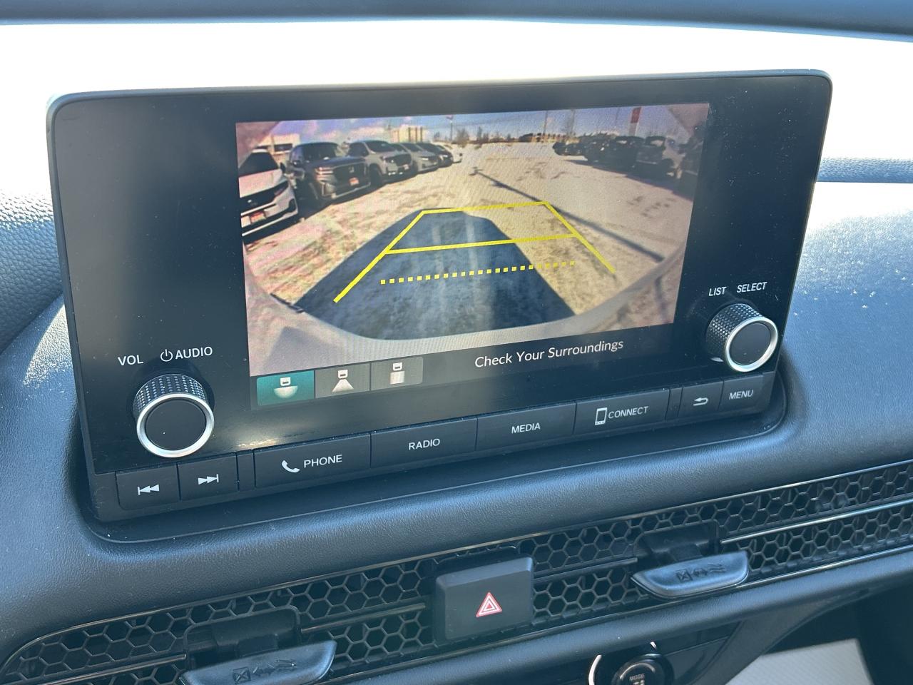 2024 Honda HR-V LX-B FWD CarPlay Honda Sensing Heated Seats Photo