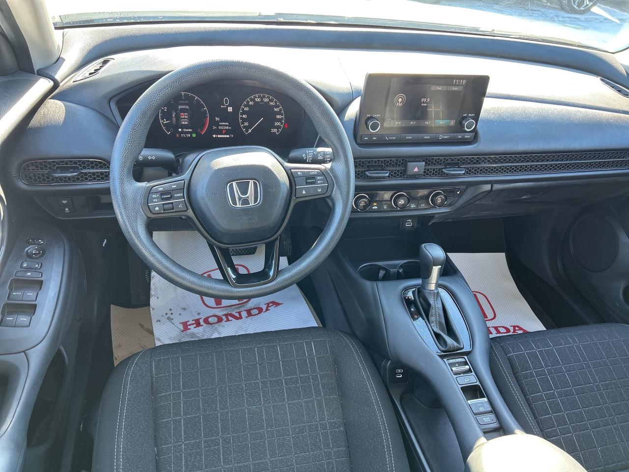 2024 Honda HR-V LX-B FWD CarPlay Honda Sensing Heated Seats Photo