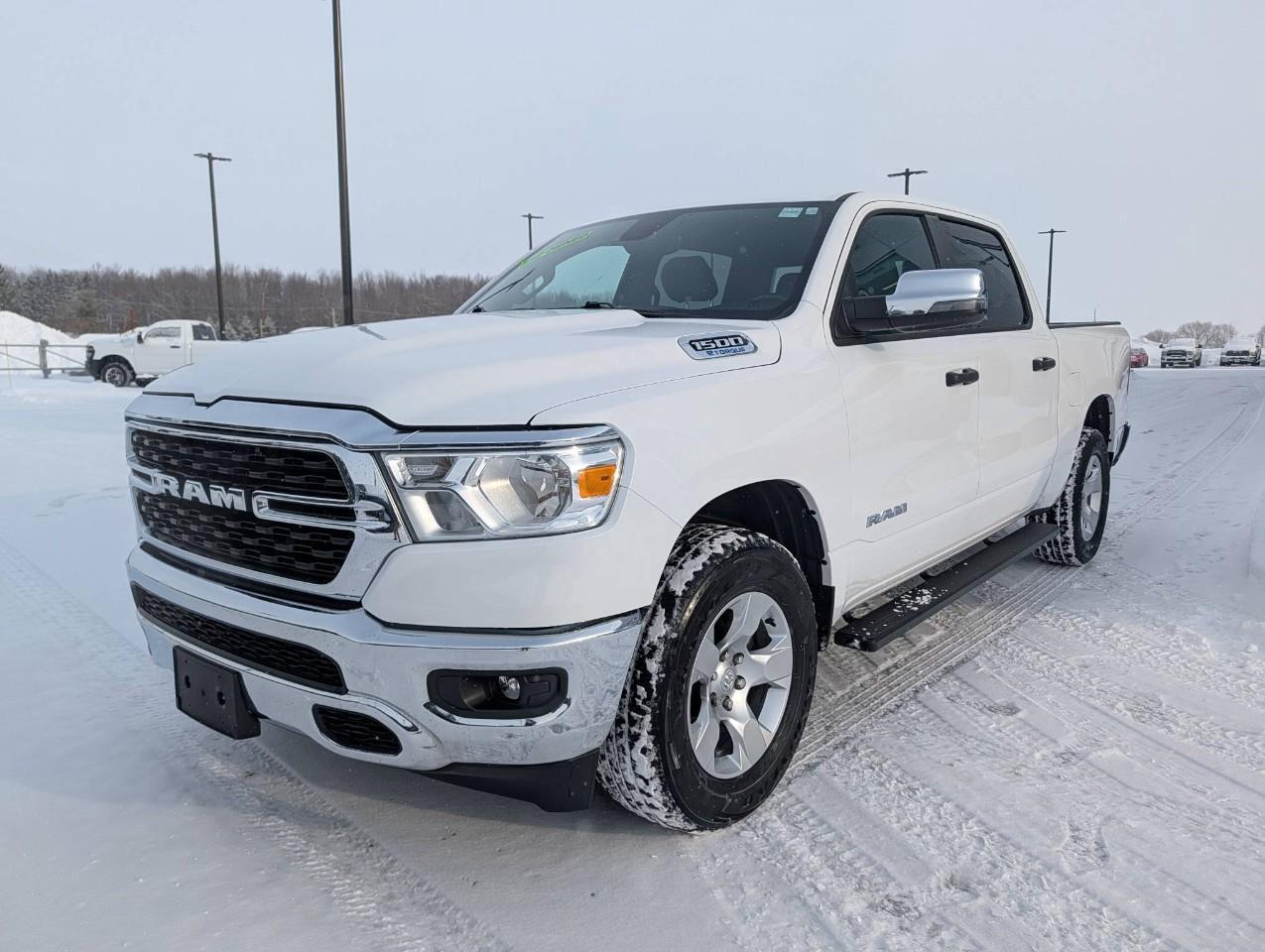 2023 RAM 1500 Big Horn NO ACCIDENTS / LOCAL TRADE Photo