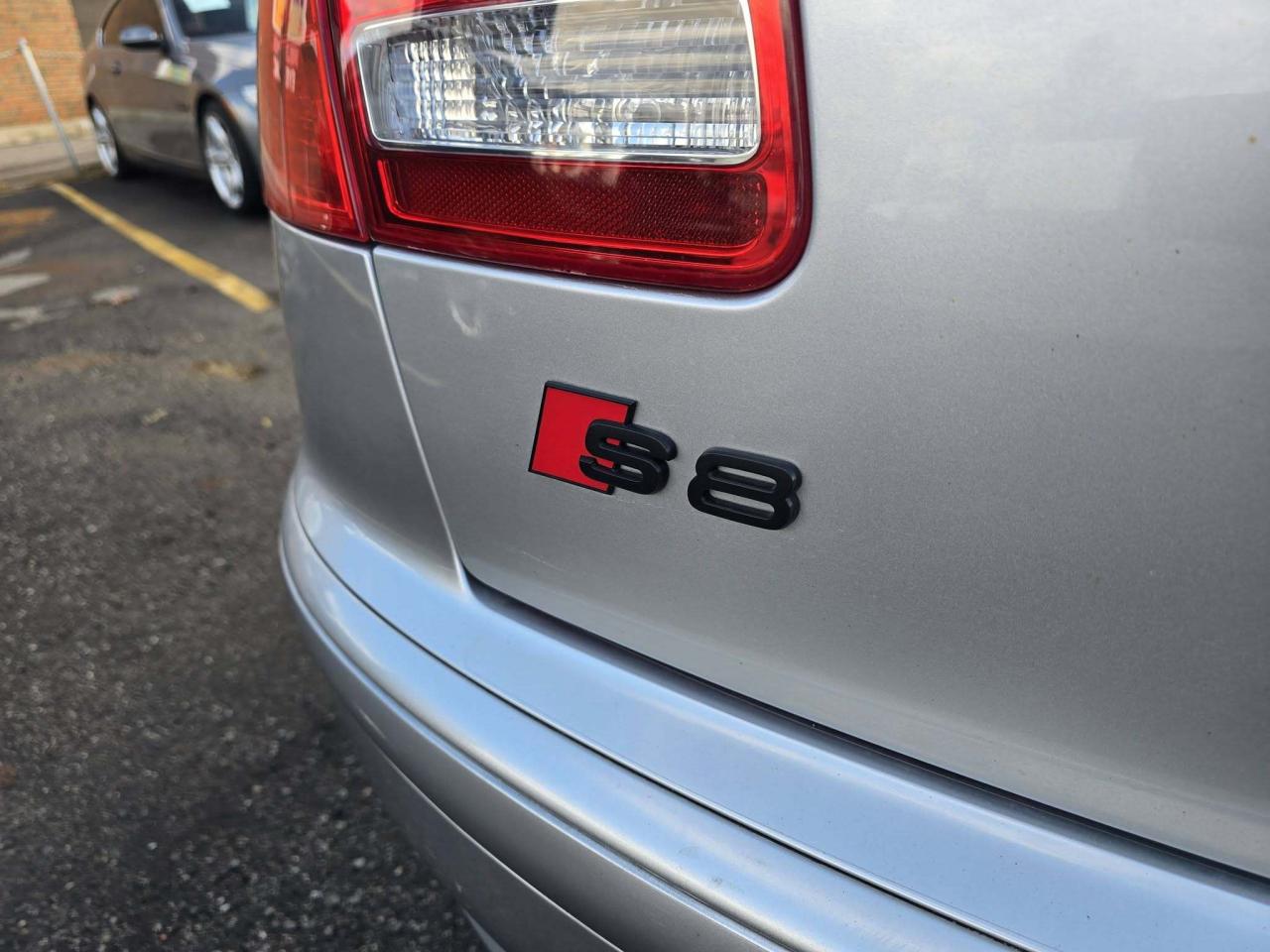 2007 Audi S8 4DR SDN Photo