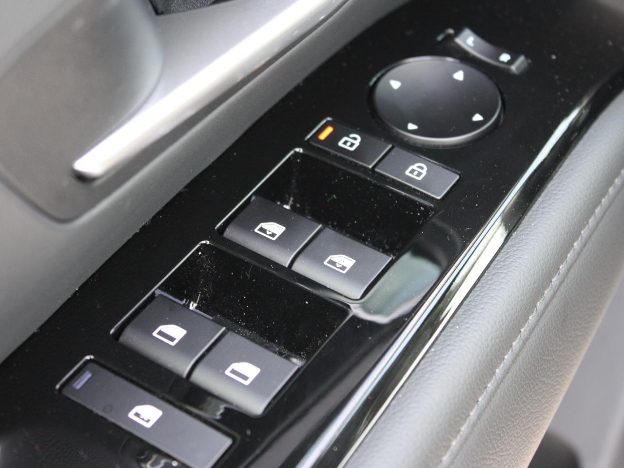 2025 Hyundai Tucson Hybrid Ultimate Photo