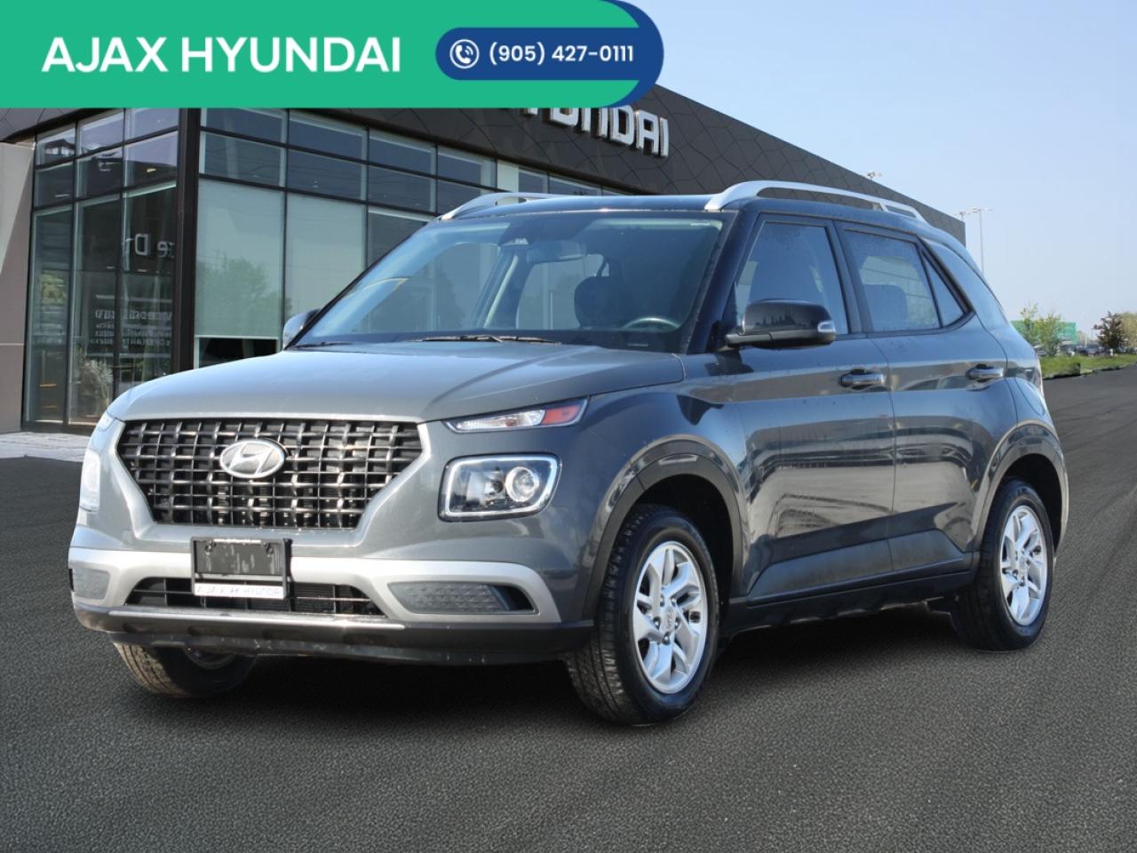 2023 Hyundai Venue Preferred IVT w-Two-Tone Photo0