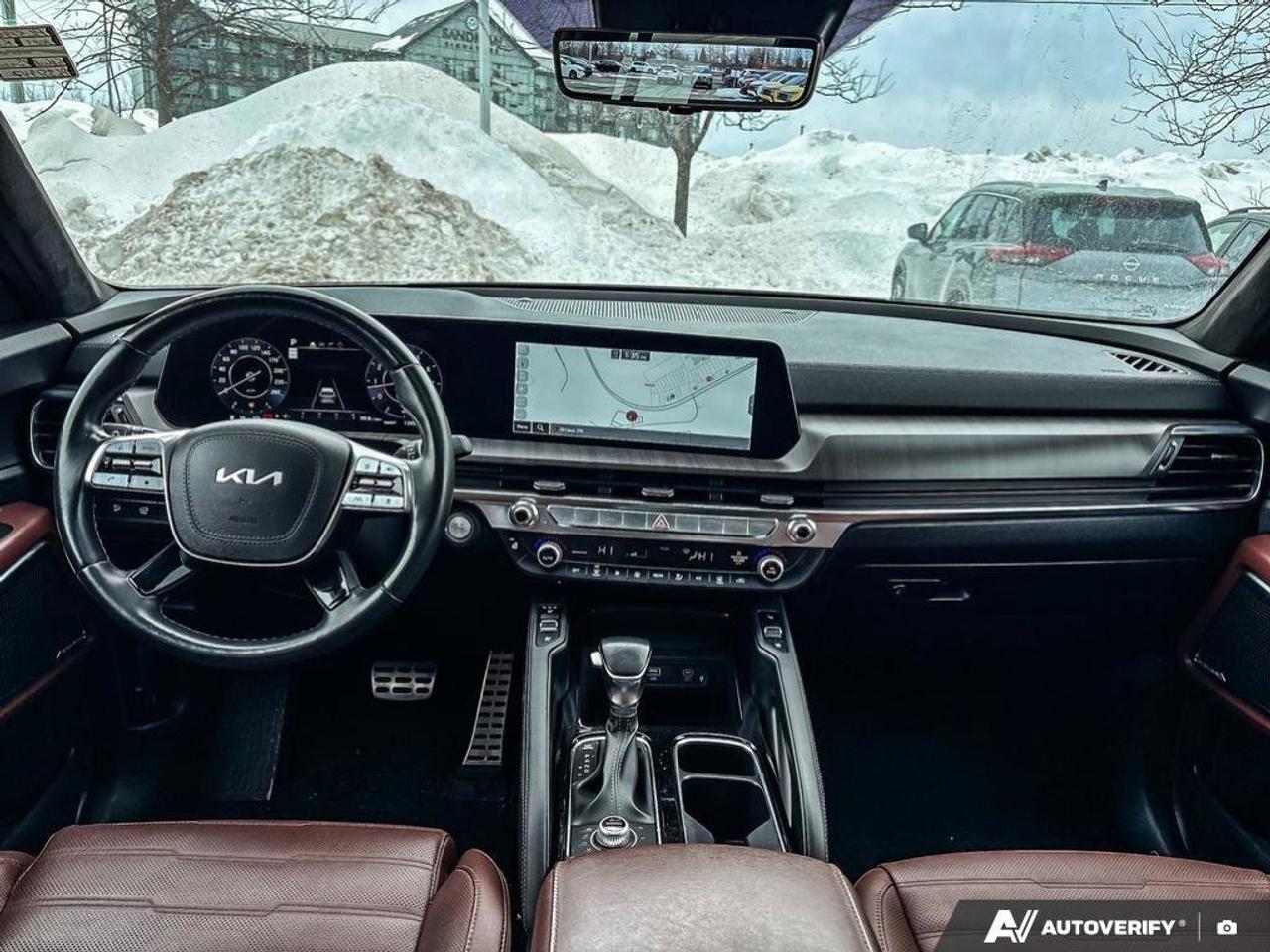 2023 Kia Telluride SX   7 Passenger   Captain's Chairs   Navigation Photo