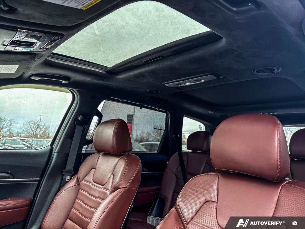 2023 Kia Telluride SX   7 Passenger   Captain's Chairs   Navigation Photo