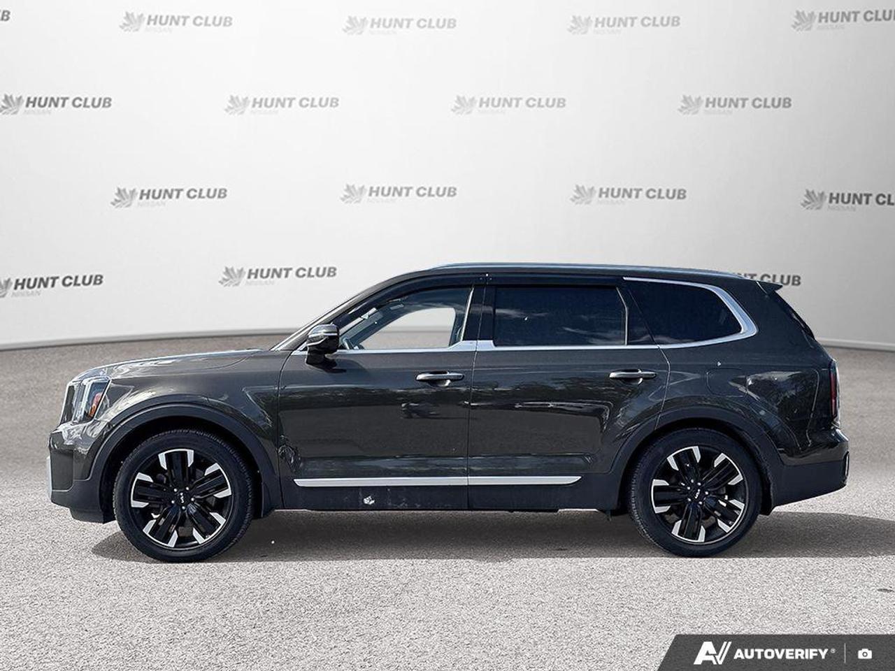 2023 Kia Telluride SX   7 Passenger   Captain's Chairs   Navigation Photo