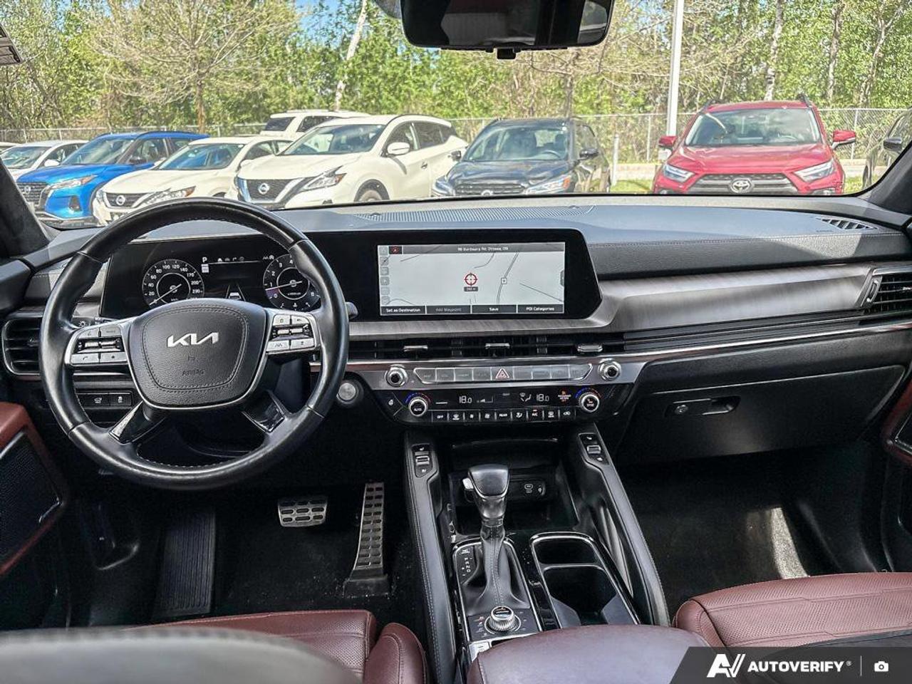2023 Kia Telluride SX   7 Passenger   Captain's Chairs   Navigation Photo