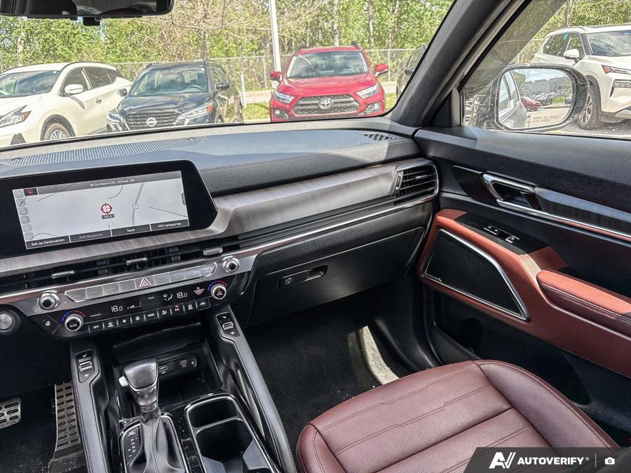 2023 Kia Telluride SX   7 Passenger   Captain's Chairs   Navigation Photo