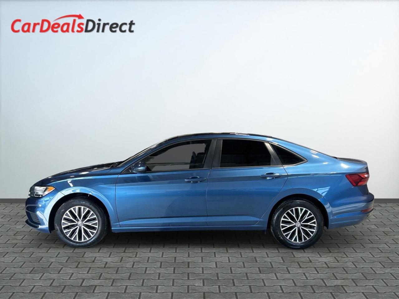 2021 Volkswagen Jetta Highline / NAV / Sunroof / Leather / CarPlay / Cle Photo