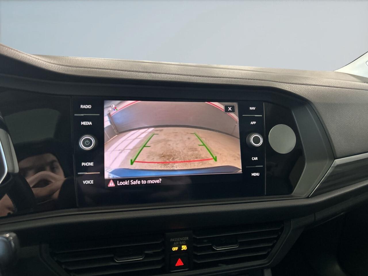 2021 Volkswagen Jetta Highline / NAV / Sunroof / Leather / CarPlay / Cle Photo