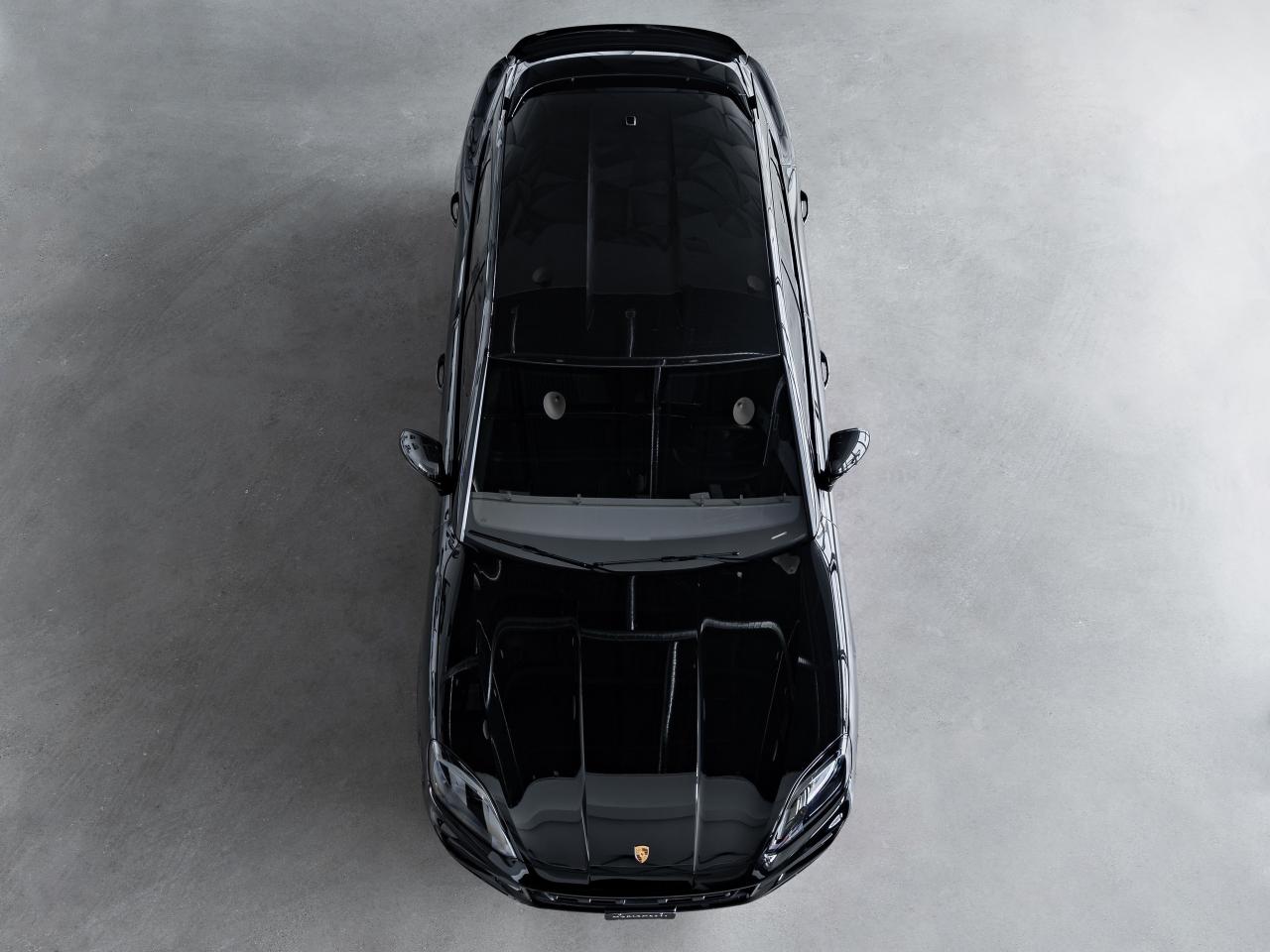 2025 Porsche Cayenne Turbo GT Coupe AWD Photo0