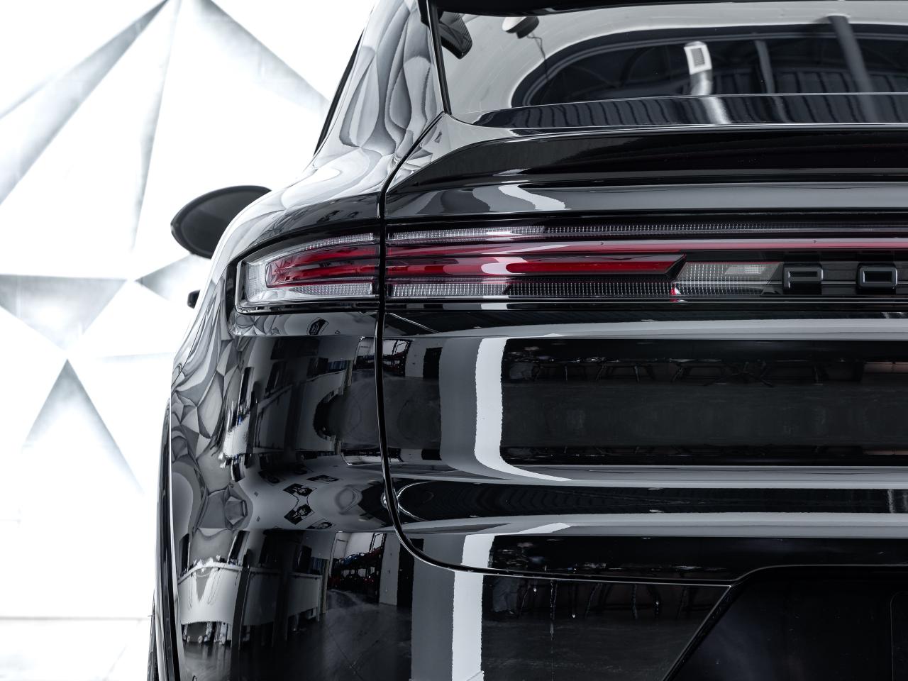 2025 Porsche Cayenne Turbo GT Coupe AWD Photo