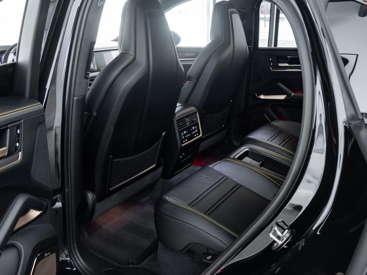 2025 Porsche Cayenne Turbo GT Coupe AWD Photo