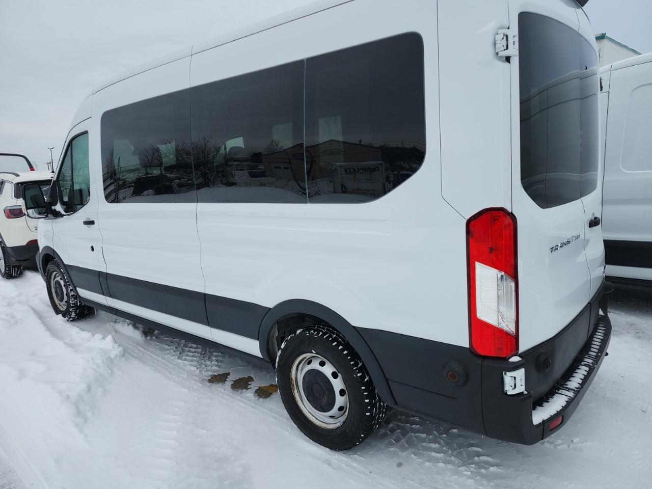 2020 Ford Transit Passenger Wagon T-350 MED ROOF **12 PASSENGER-1 OWNER-BLUETOOTH** Photo