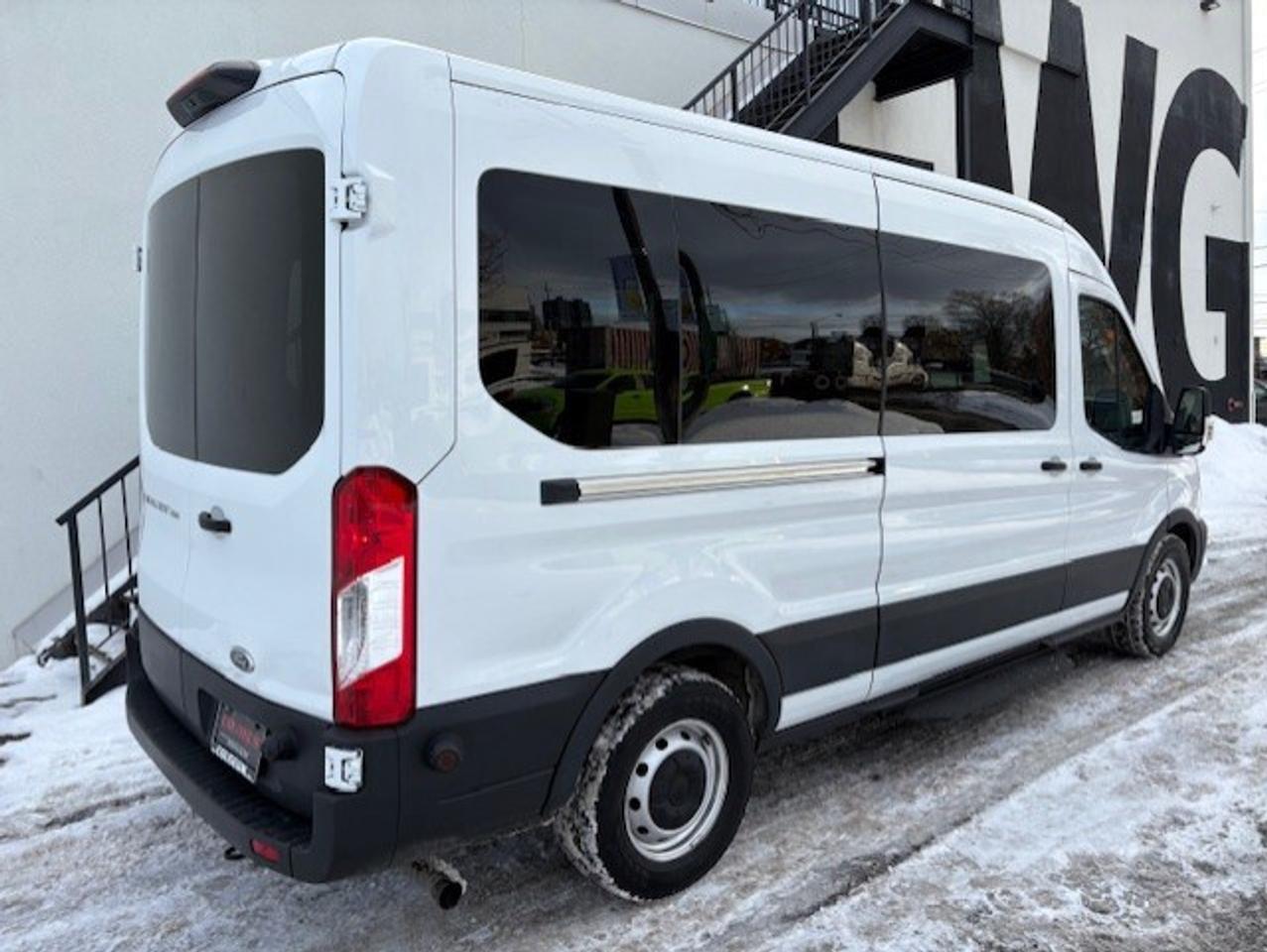 2020 Ford Transit Passenger Wagon T-350 MED ROOF **12 PASSENGER-1 OWNER-BLUETOOTH** Photo4