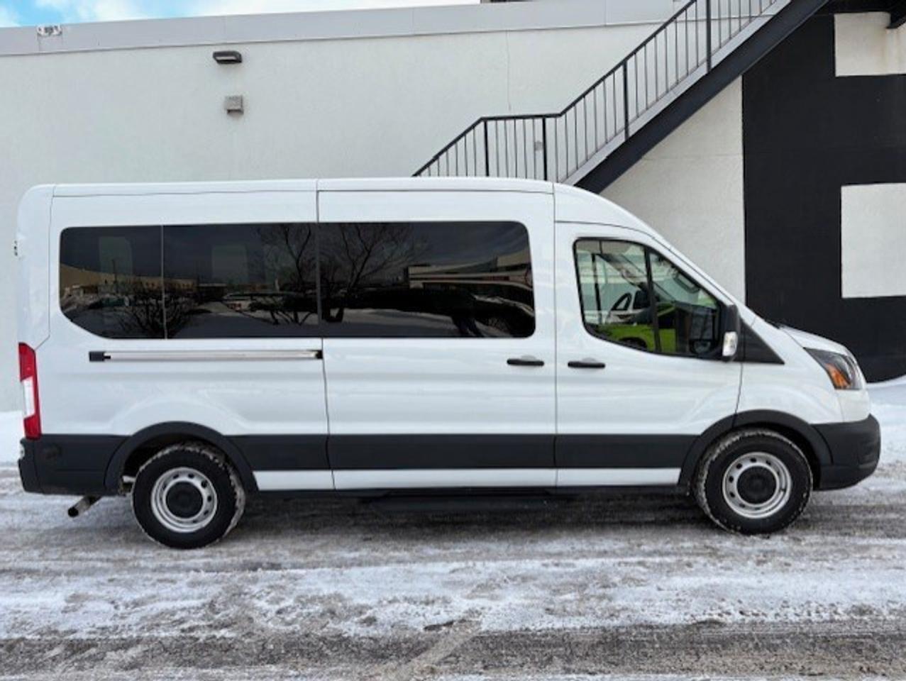 2020 Ford Transit Passenger Wagon T-350 MED ROOF **12 PASSENGER-1 OWNER-BLUETOOTH** Photo