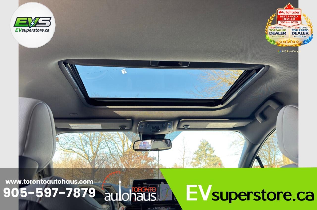 2024 Toyota Sienna XSE/AWD Photo