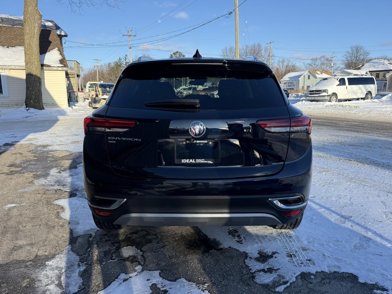 2021 Buick Envision Preferred Photo3