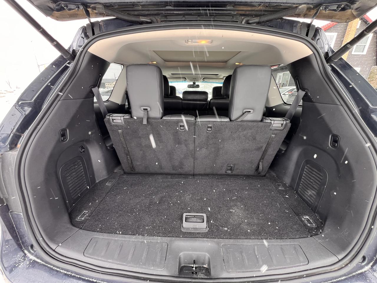 2015 Nissan Pathfinder PLATIUNUM 4WD FULLY LOADED Photo