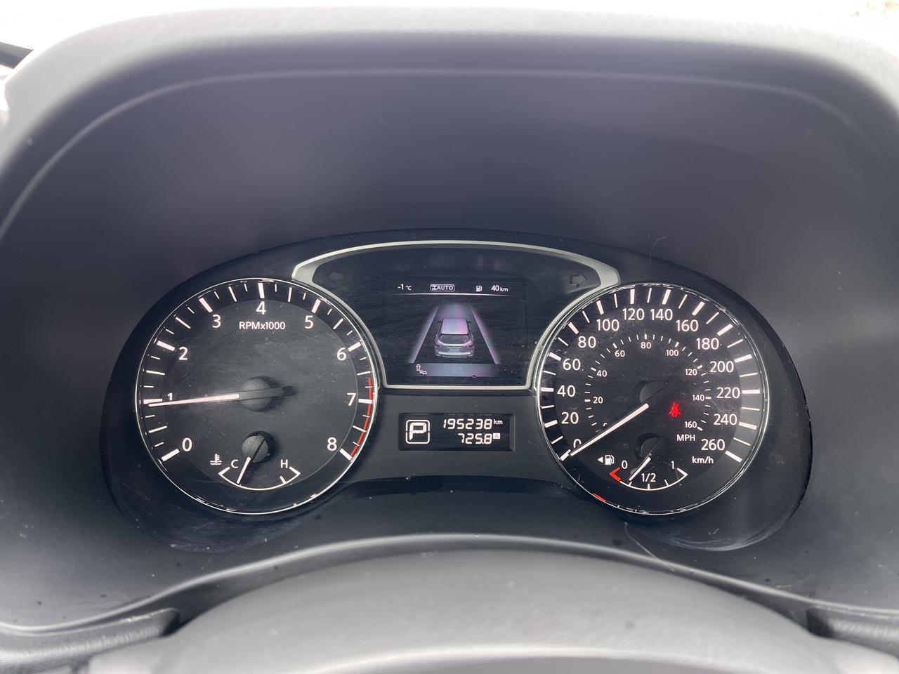 2015 Nissan Pathfinder PLATIUNUM 4WD FULLY LOADED Photo