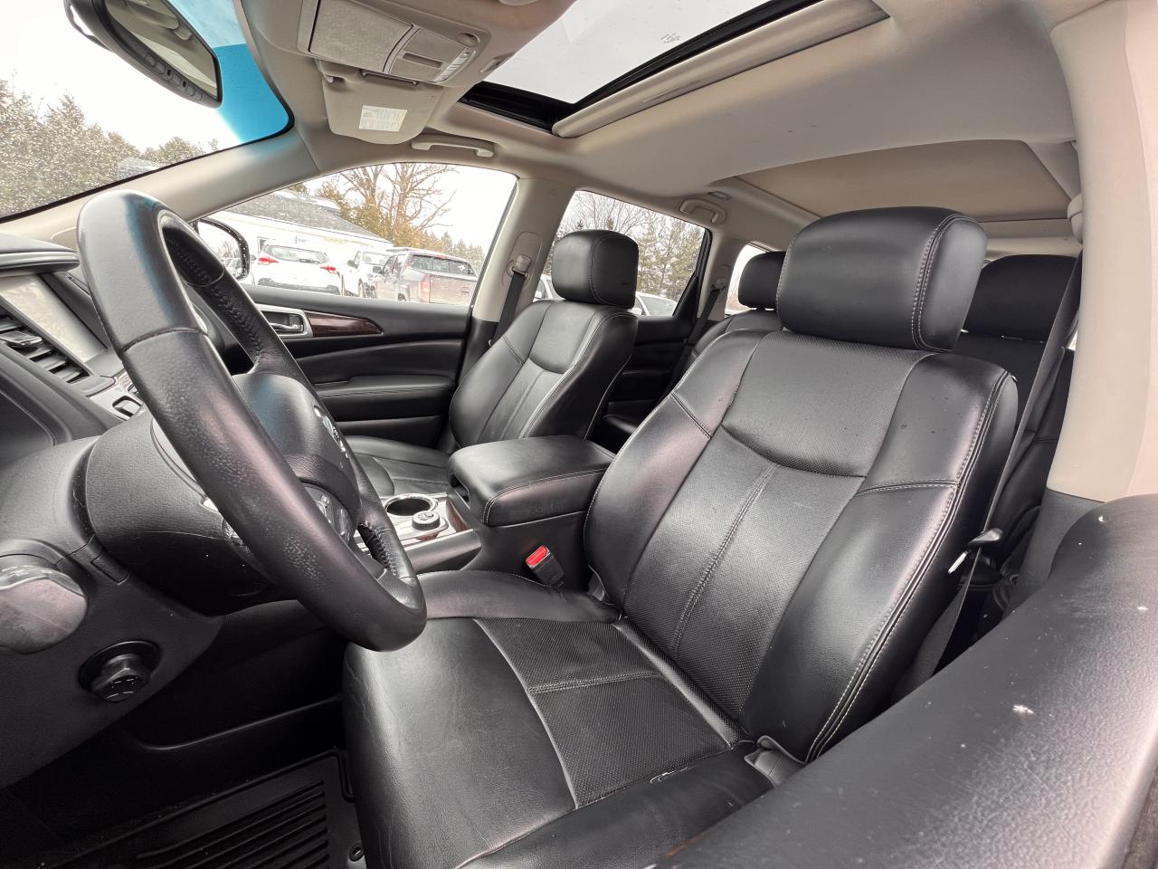 2015 Nissan Pathfinder PLATIUNUM 4WD FULLY LOADED Photo