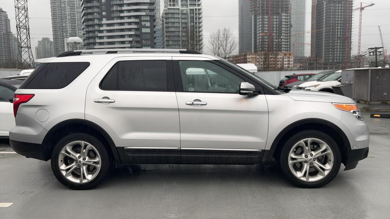 2015 Ford Explorer LIMITED - Photo #3