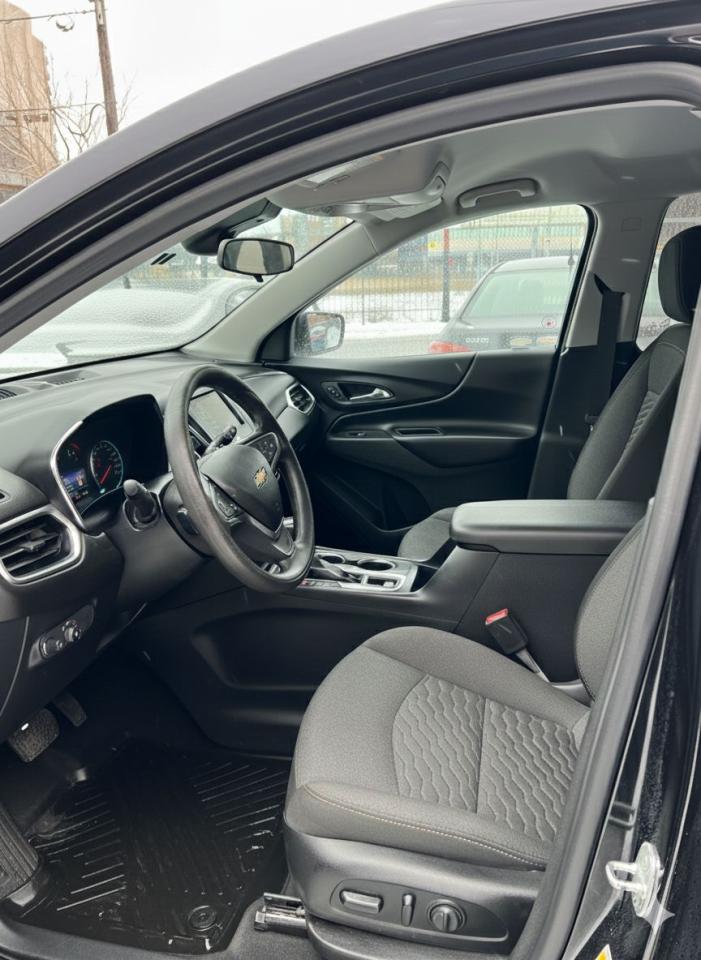 2020 Chevrolet Equinox AWD 4dr LT w/1LT Photo