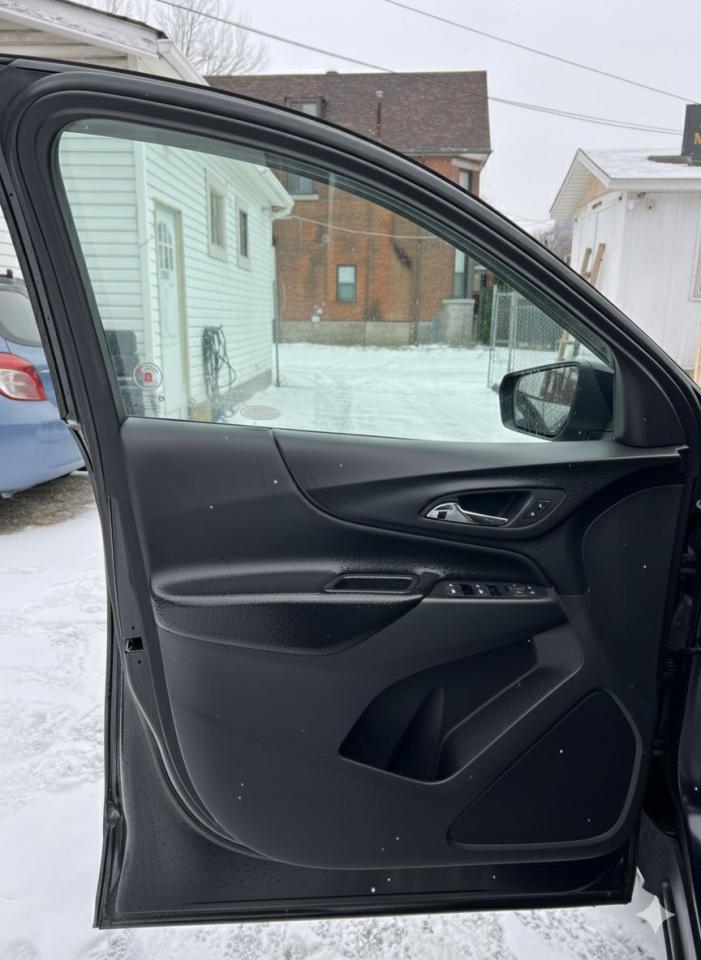 2020 Chevrolet Equinox AWD 4dr LT w/1LT Photo