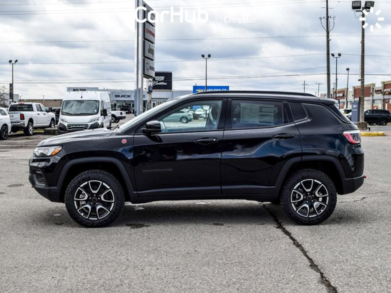 2026 Jeep Compass Trailhawk 4X4 Blind Spot Start 10.1"Display Heated front Seats alloy Photo