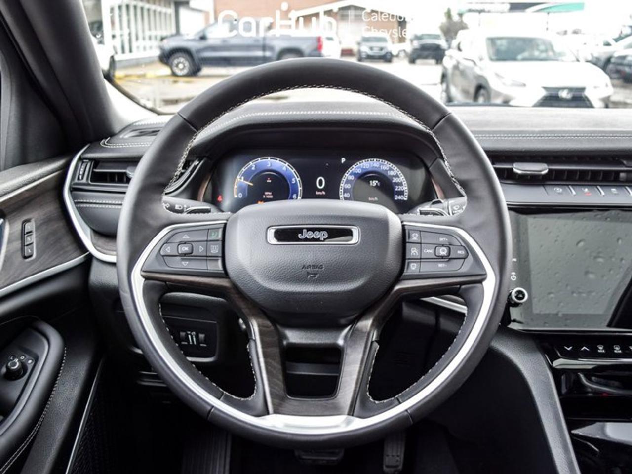 2026 Jeep Grand Cherokee L Limited Reserve 4x4 6 Seater Pano Sunroof 360 Camera Ventilited front Seats Photo