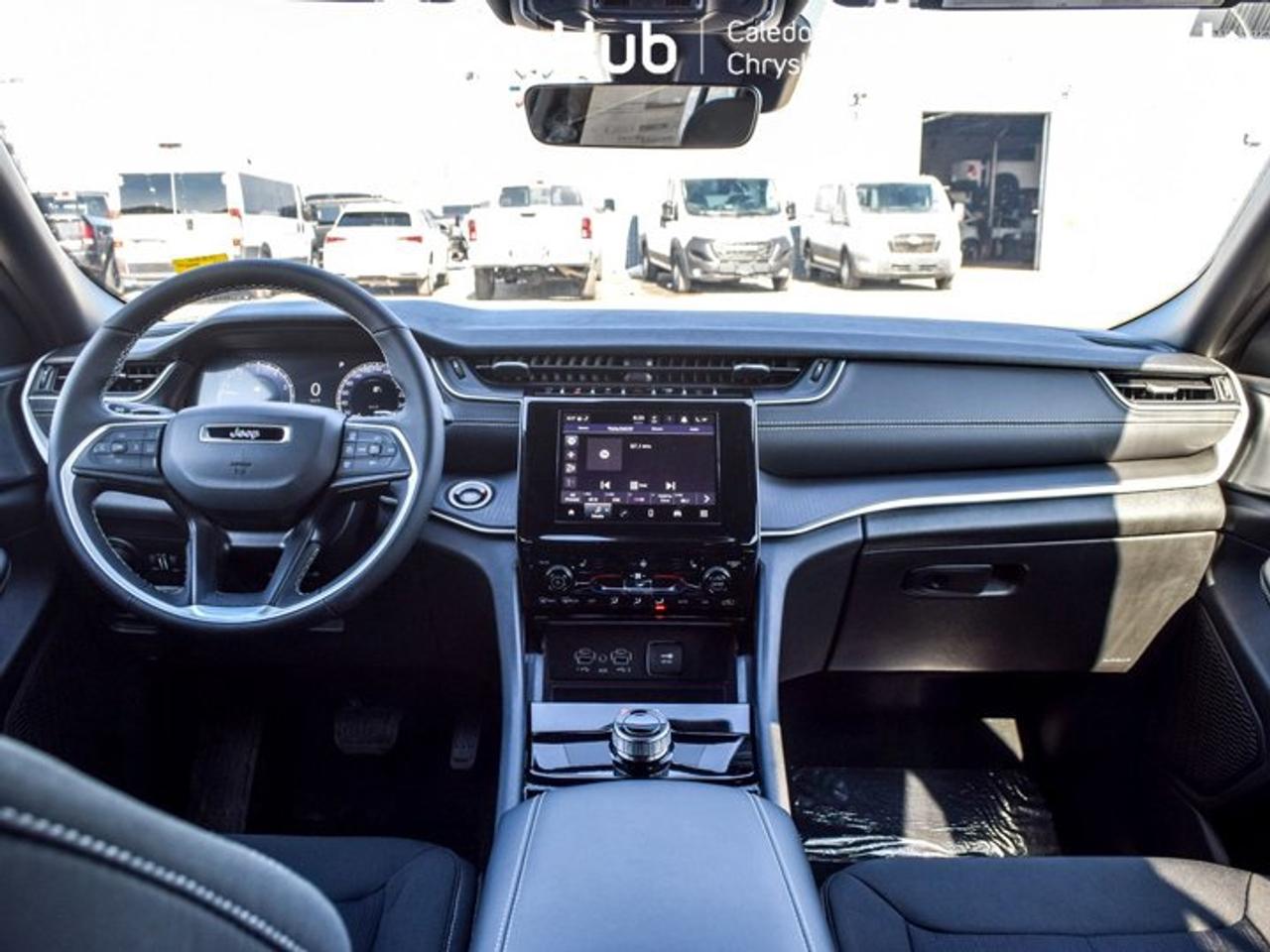 2026 Jeep Grand Cherokee Laredo X Sunroof Blind Spot Remote Start Lane Assist Photo