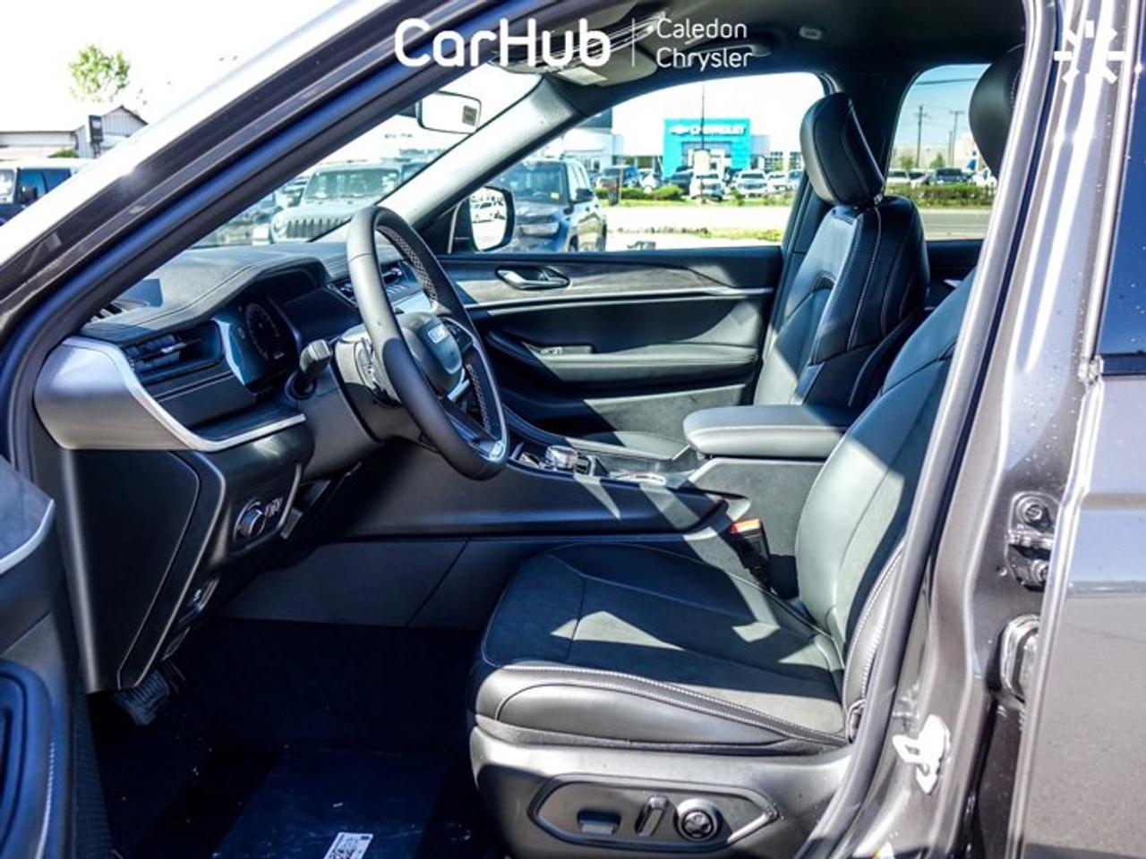 2026 Jeep Grand Cherokee L Altitude 4x4 7 Seater 12.3"Display Lane Assist Blind Spot 20"Black Alloy Photo
