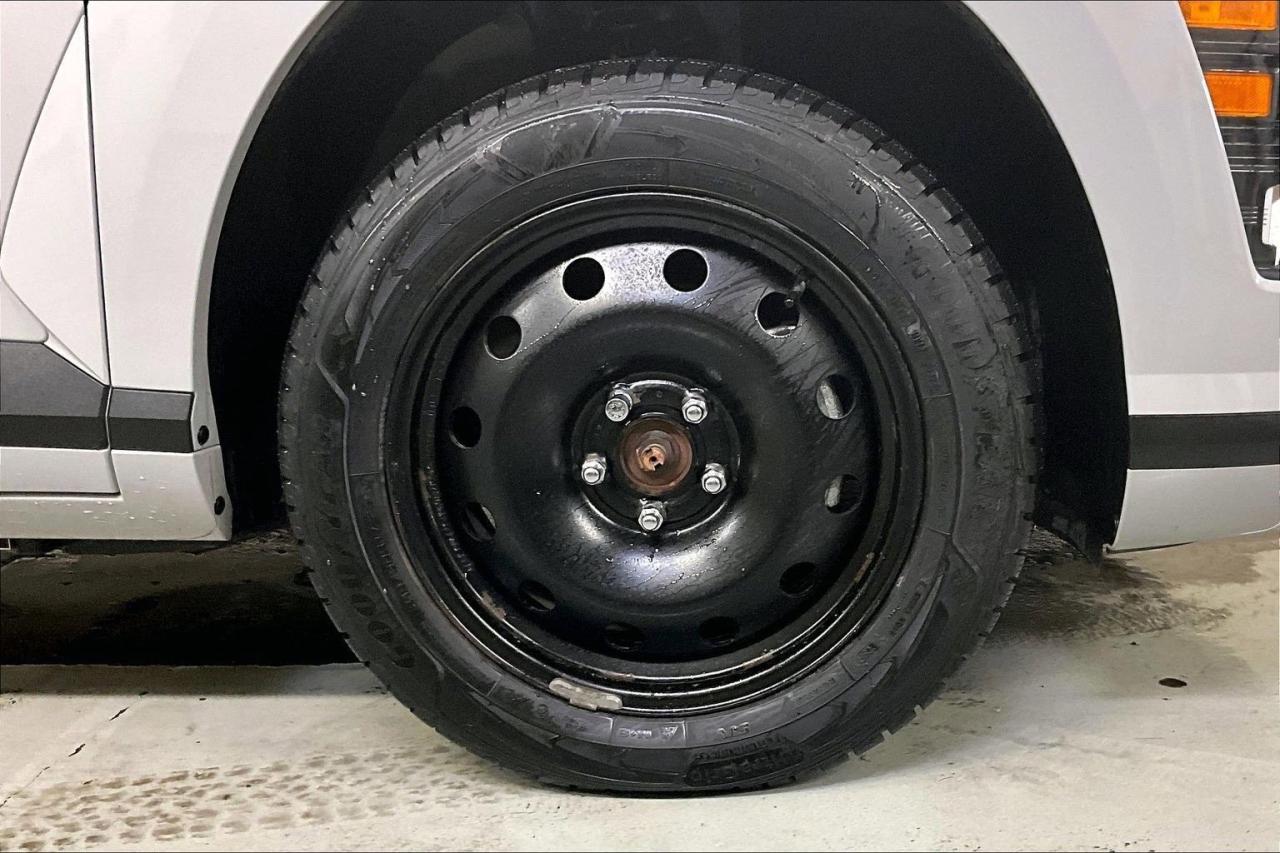 2025 Hyundai KONA Electric PREFERRED Photo