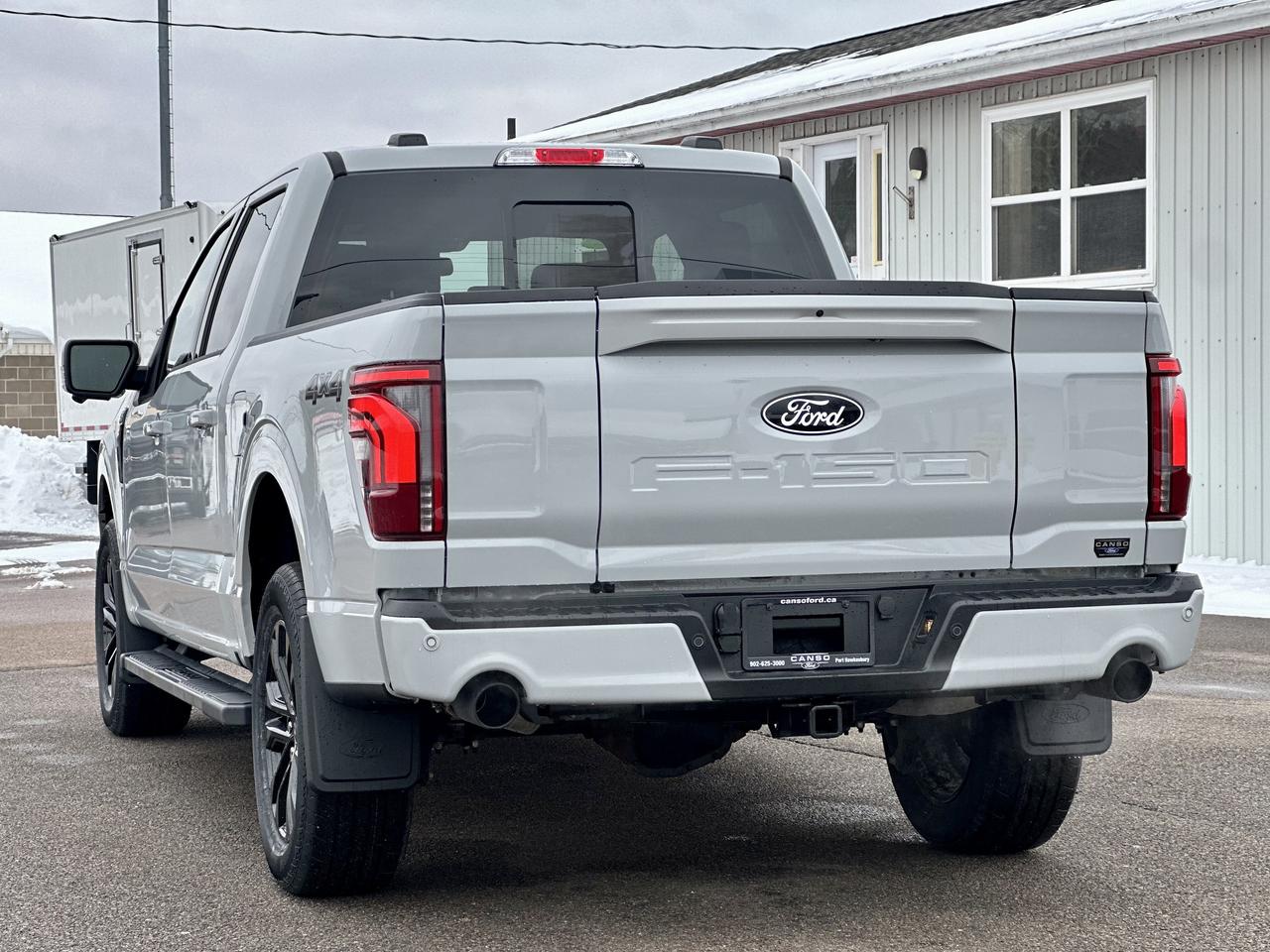 2026 Ford F-150 Lariat 4WD SuperCrew 5.5' Box Photo4