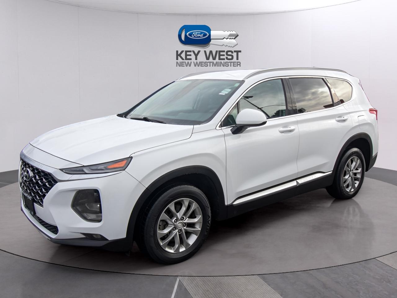 2019 Hyundai Santa Fe ESSENTIAL Photo1