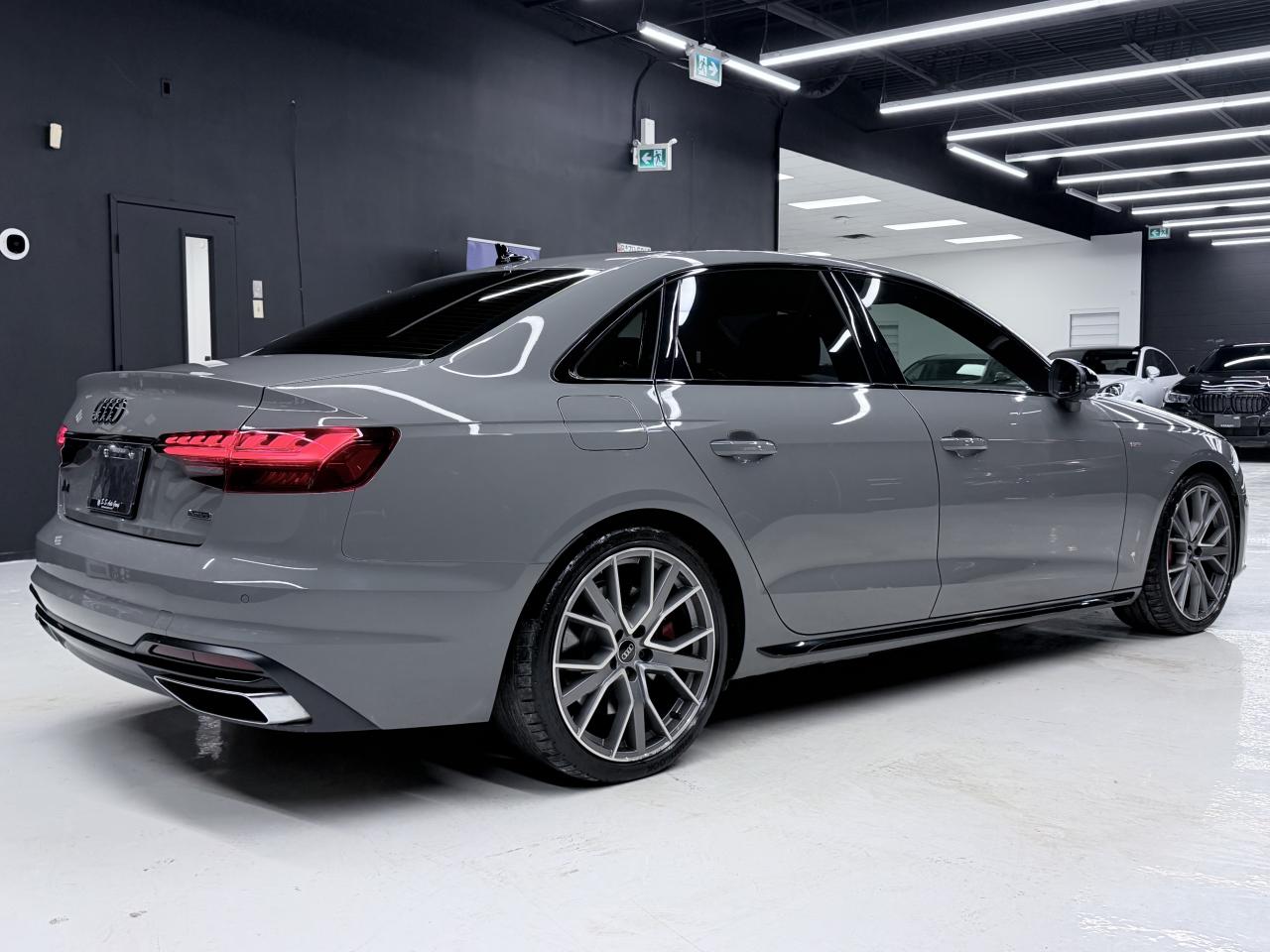 2022 Audi A4 PRESTIGE|TECHNIK|S-LINE|360CAM|BSM|LKA|B&O SOUND| Photo3