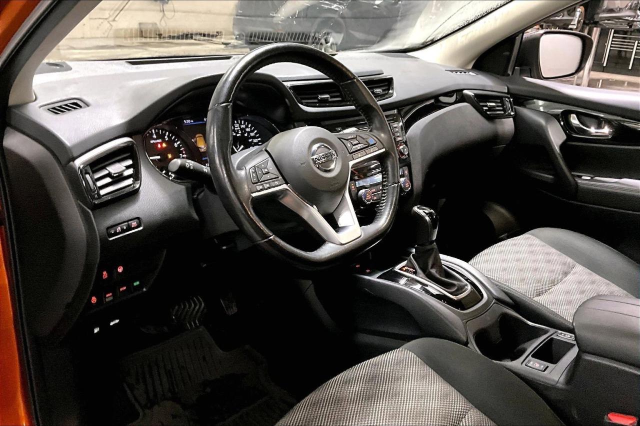 2021 Nissan Qashqai SV Photo