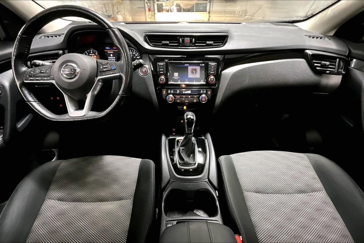 2021 Nissan Qashqai SV Photo